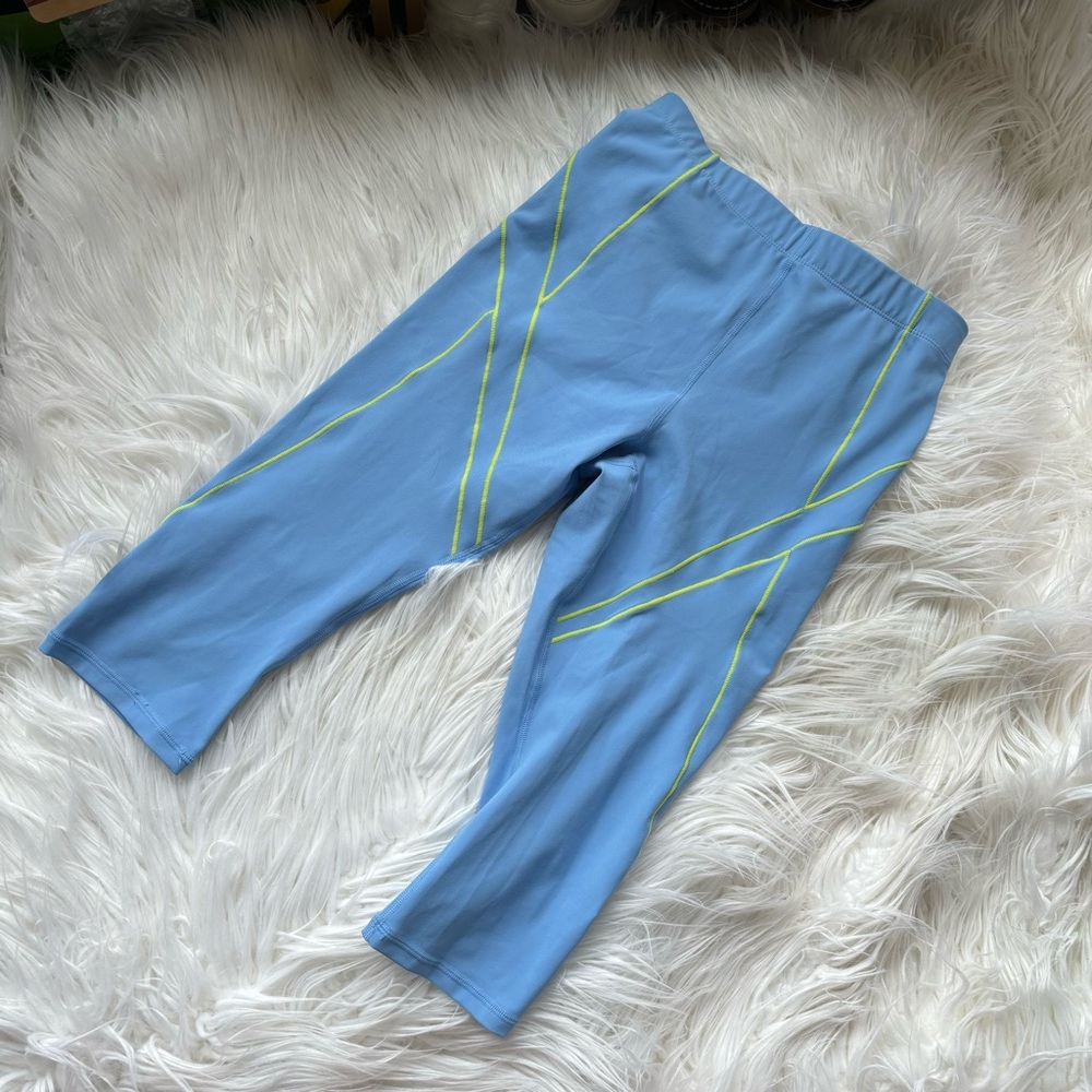Fabletics high waist capri workout leggings, NWOT, size S